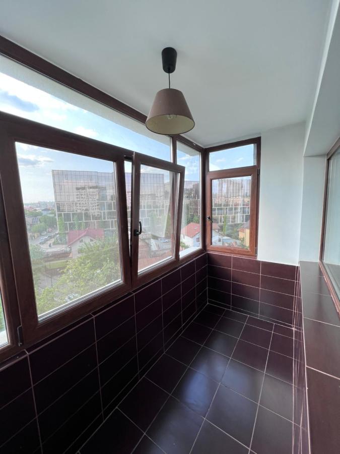 3 Rooms Apartment Palace View Iasi Buitenkant foto
