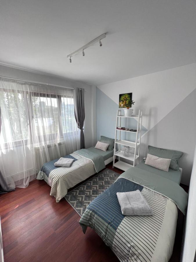 3 Rooms Apartment Palace View Iasi Buitenkant foto
