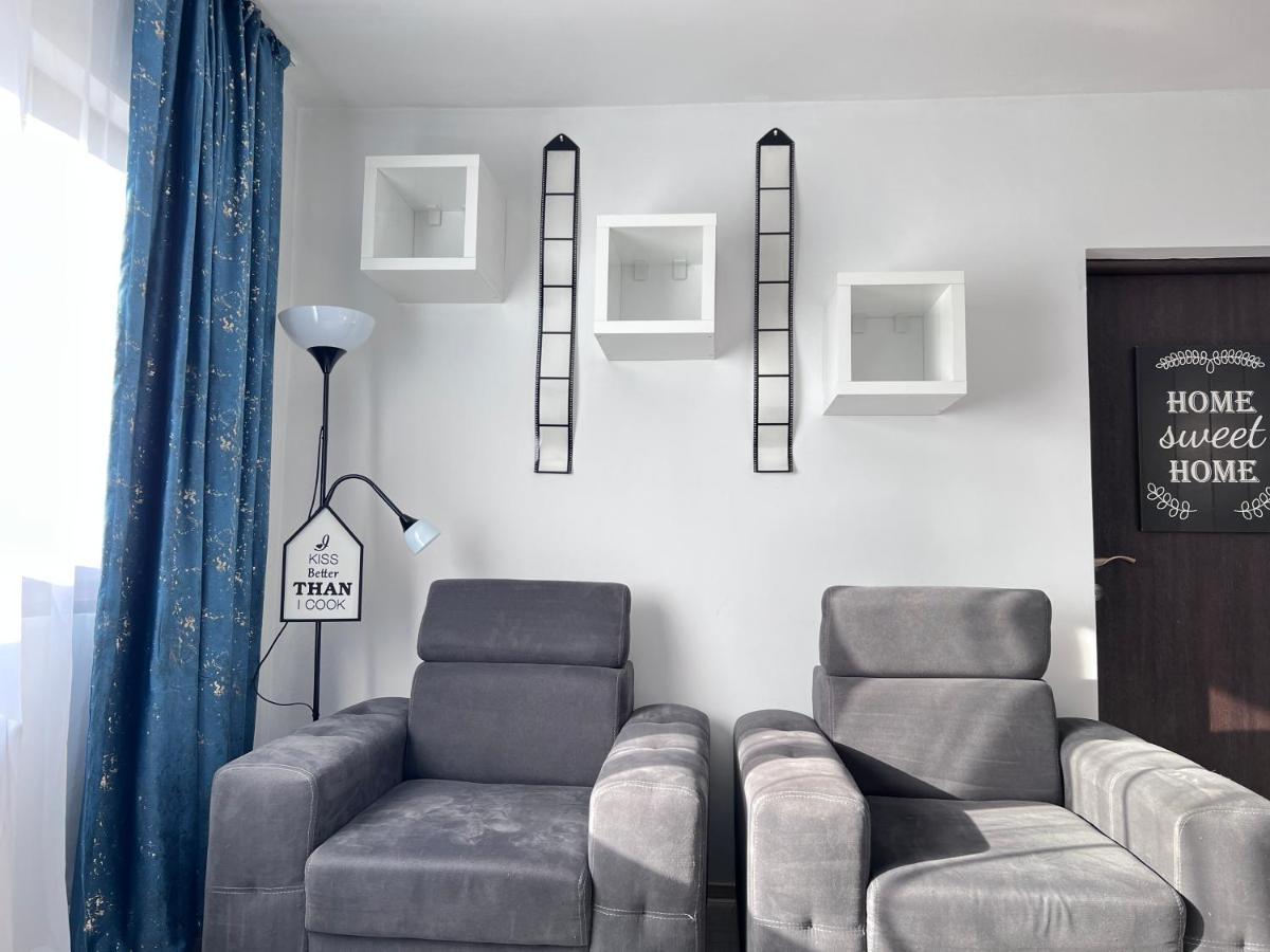 3 Rooms Apartment Palace View Iasi Buitenkant foto